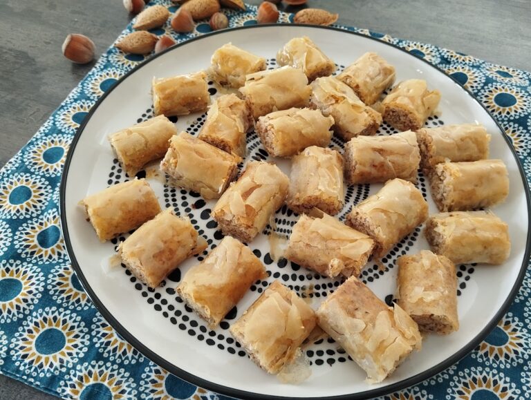 Feuilletés roulés Libanais aux noisettes et amandes